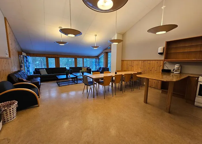 Hostal Folkehogskole *